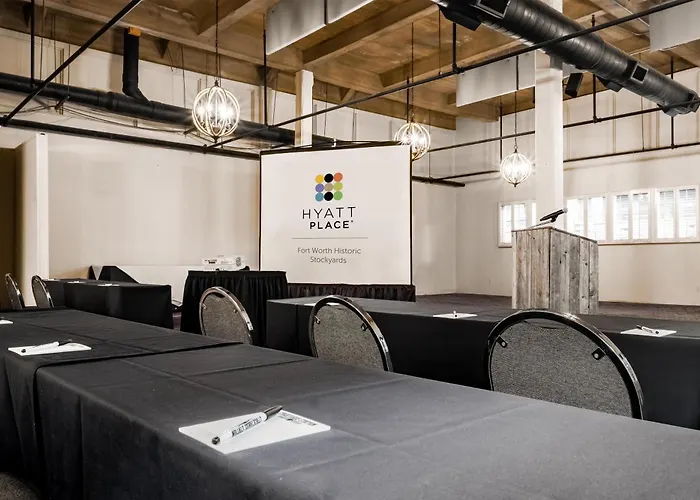 Hyatt Place Worth Stockyard 3*
